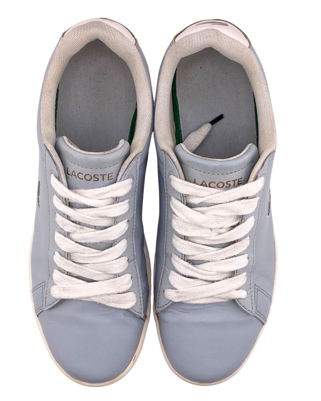 Tenis clasicos con cordones