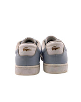 Tenis clasicos con cordones