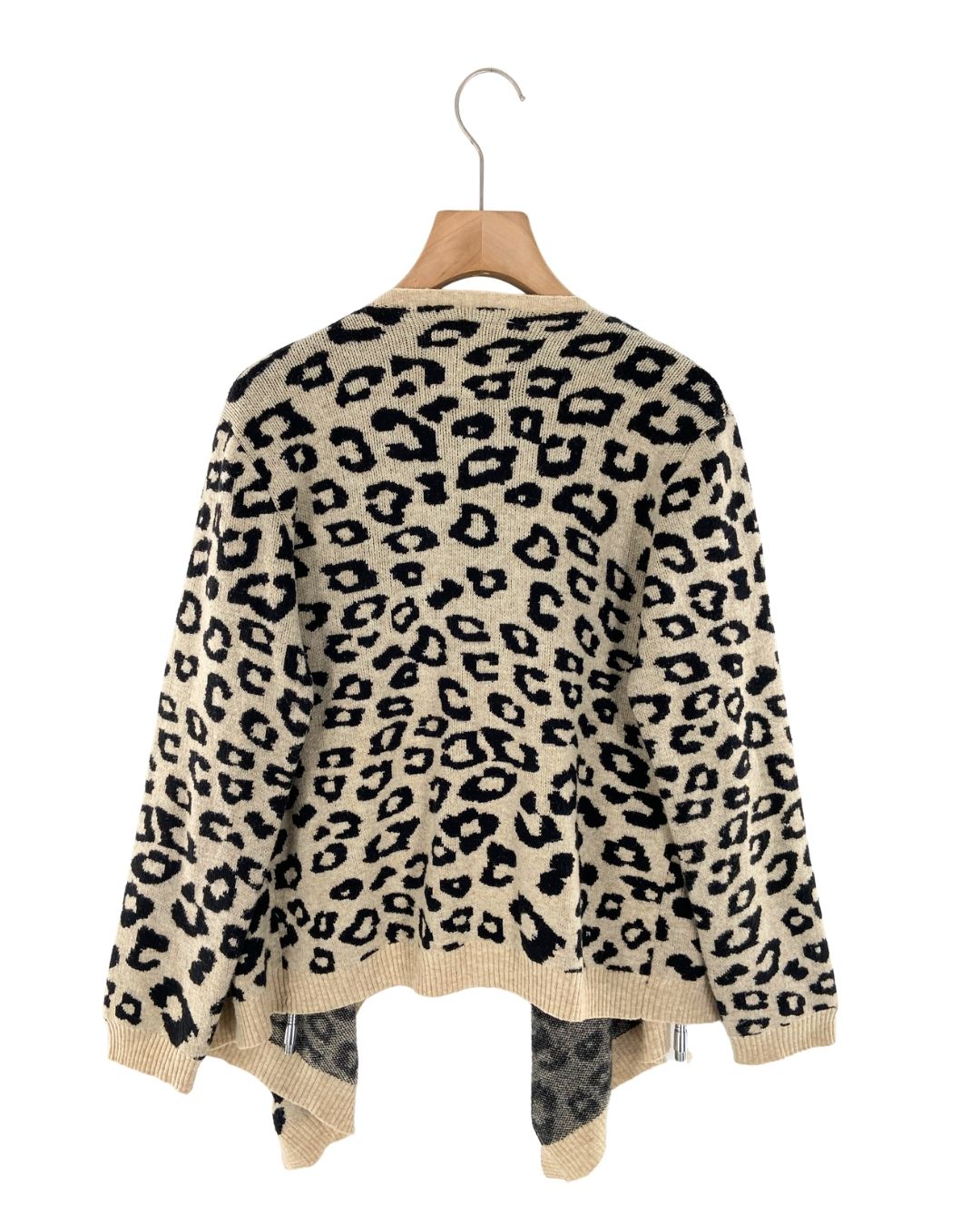 Cardigan tejido animal print