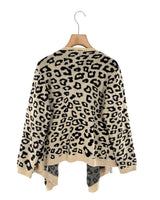 Cardigan tejido animal print