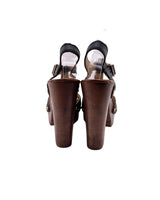 Sandalias cruzadas de tacon
