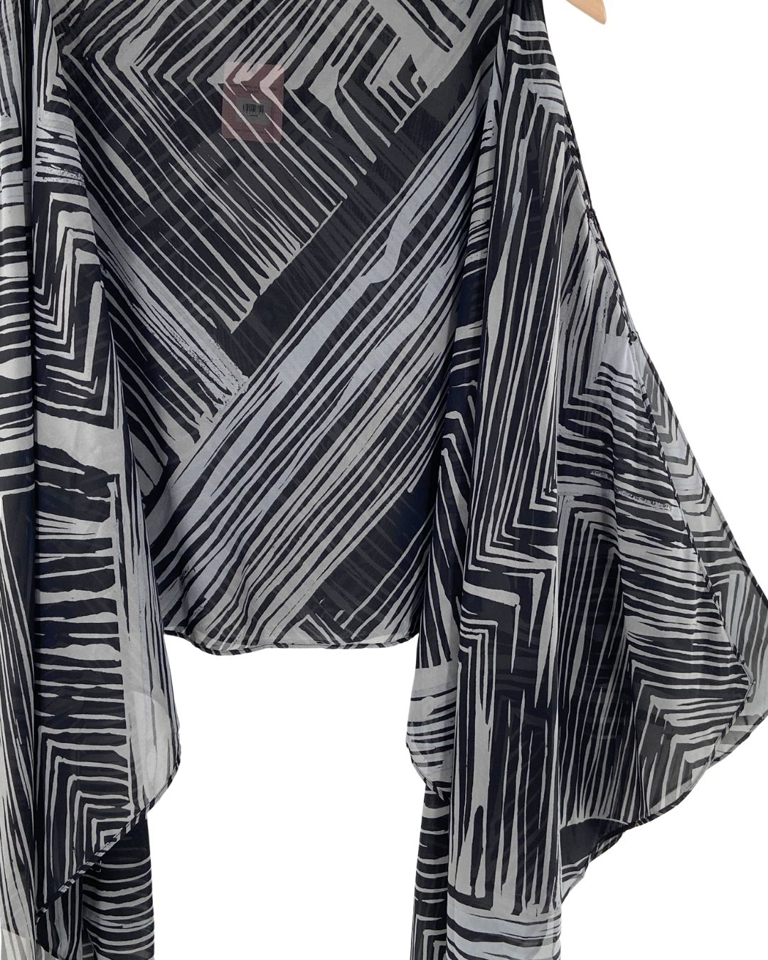 Blusa traslucida botones