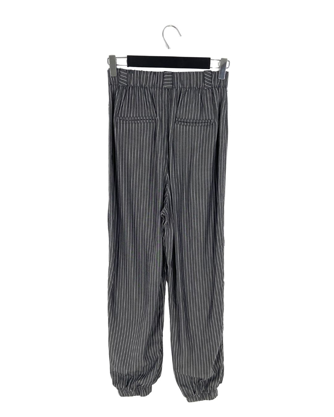 Pantalon a rayas encauchado