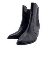 Botines de cuero en punta