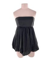 Blusa strapless globo