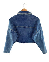 Chaqueta abotonada crop