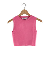 Blusa crop sleeveless tejida
