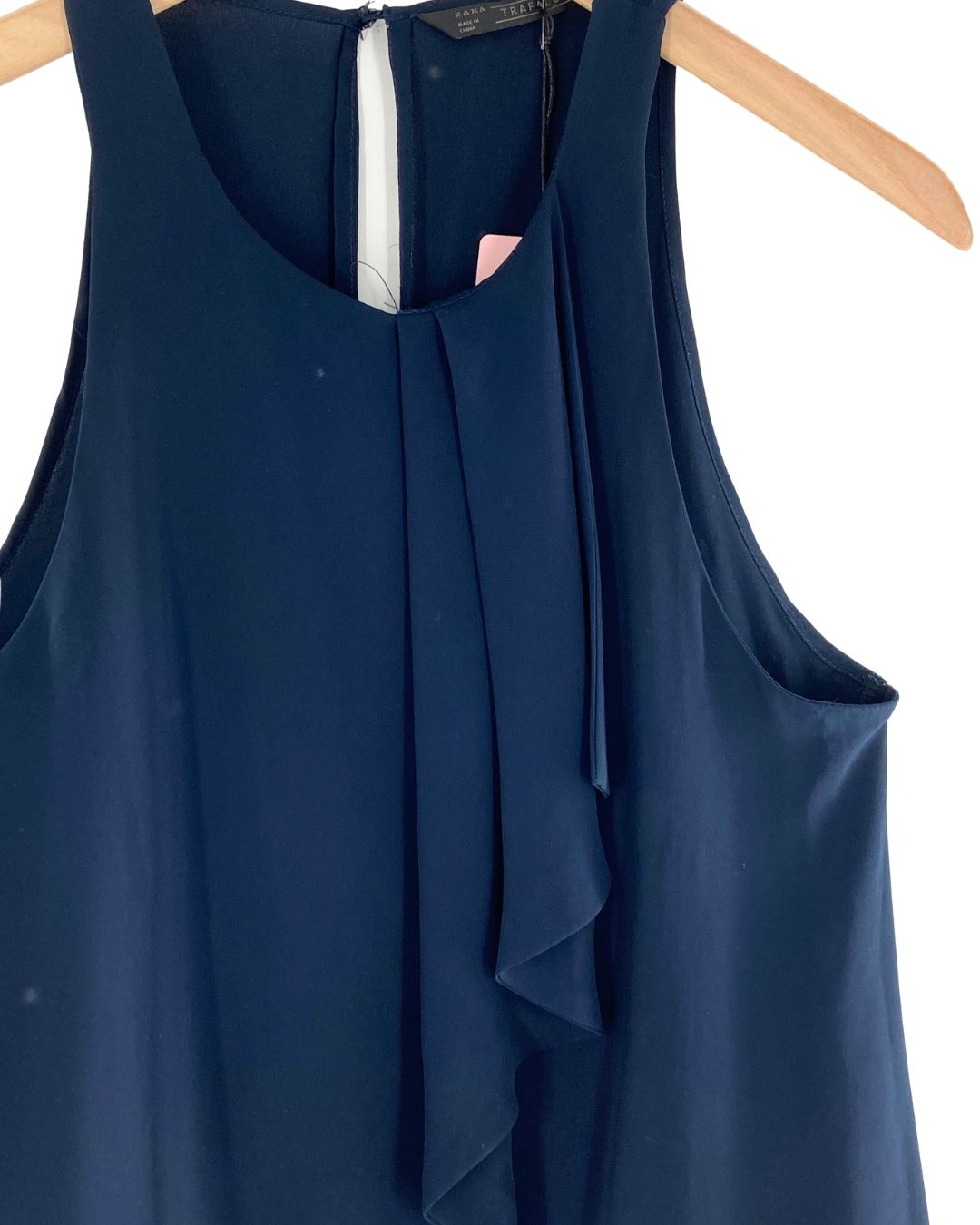 Blusa sleeveless con prenses