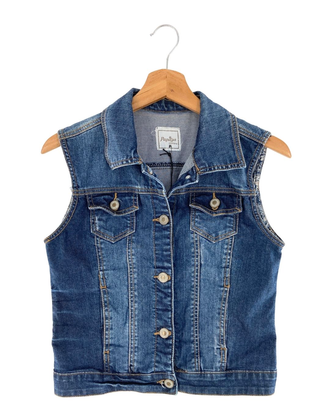 Chaleco abotonado en denim