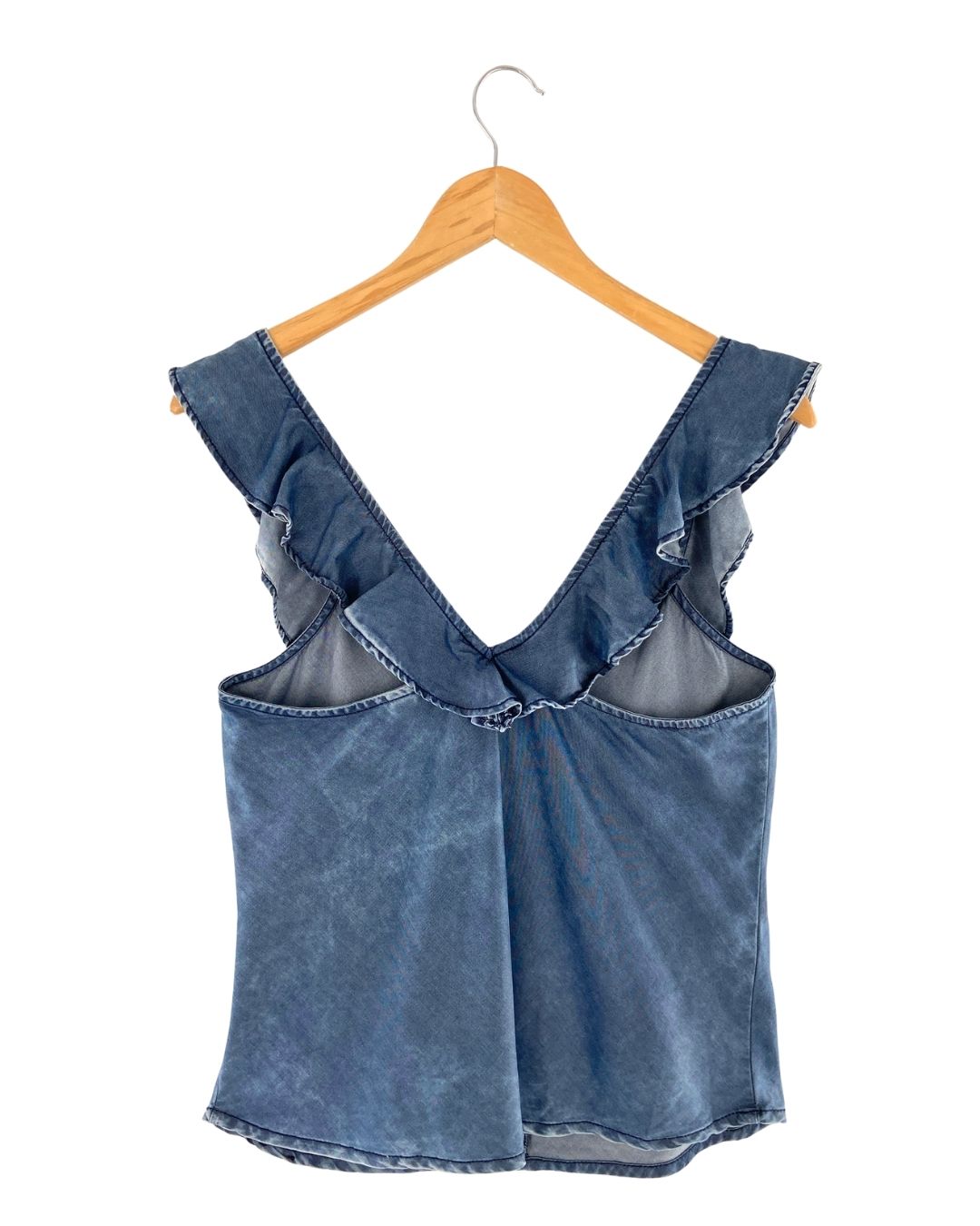 Blusa de tiras en vuelo