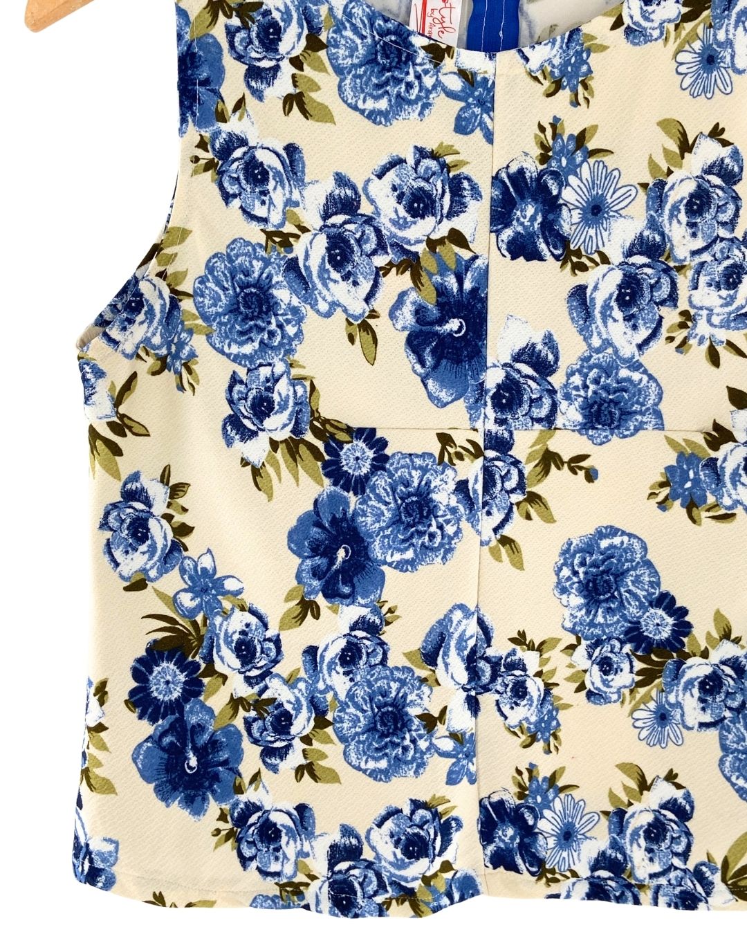 Blusa sleeveless con textura