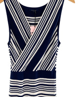 Vestido sleevelees a cruzado