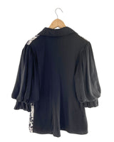 Blusa satinada color block
