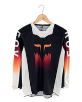 Jersey deportivo modelo Flora