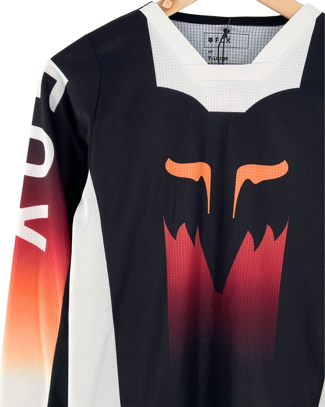 Jersey deportivo modelo Flora
