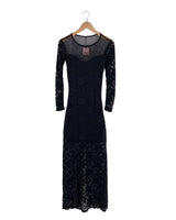 Vestido en blonda