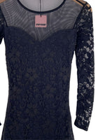 Vestido en blonda