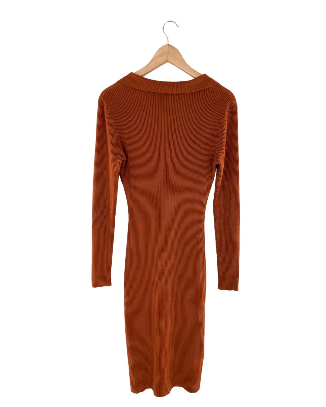 Vestido midi abotonado
