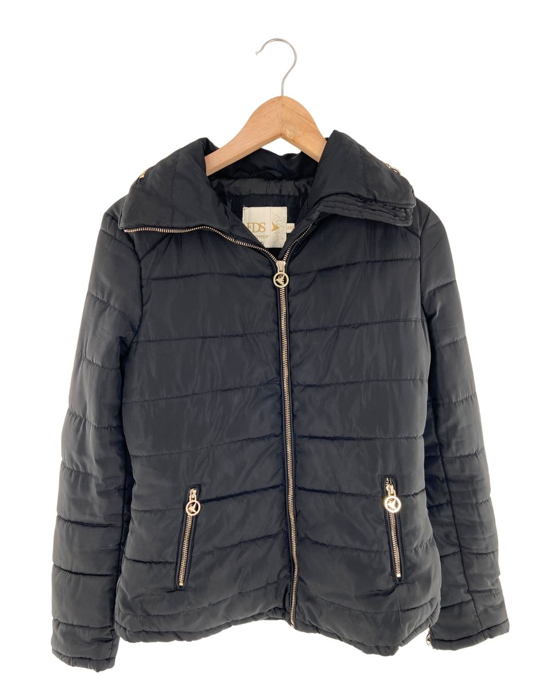 Chaqueta acolchada con capota