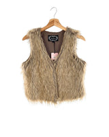 Chaleco afelpado con broche