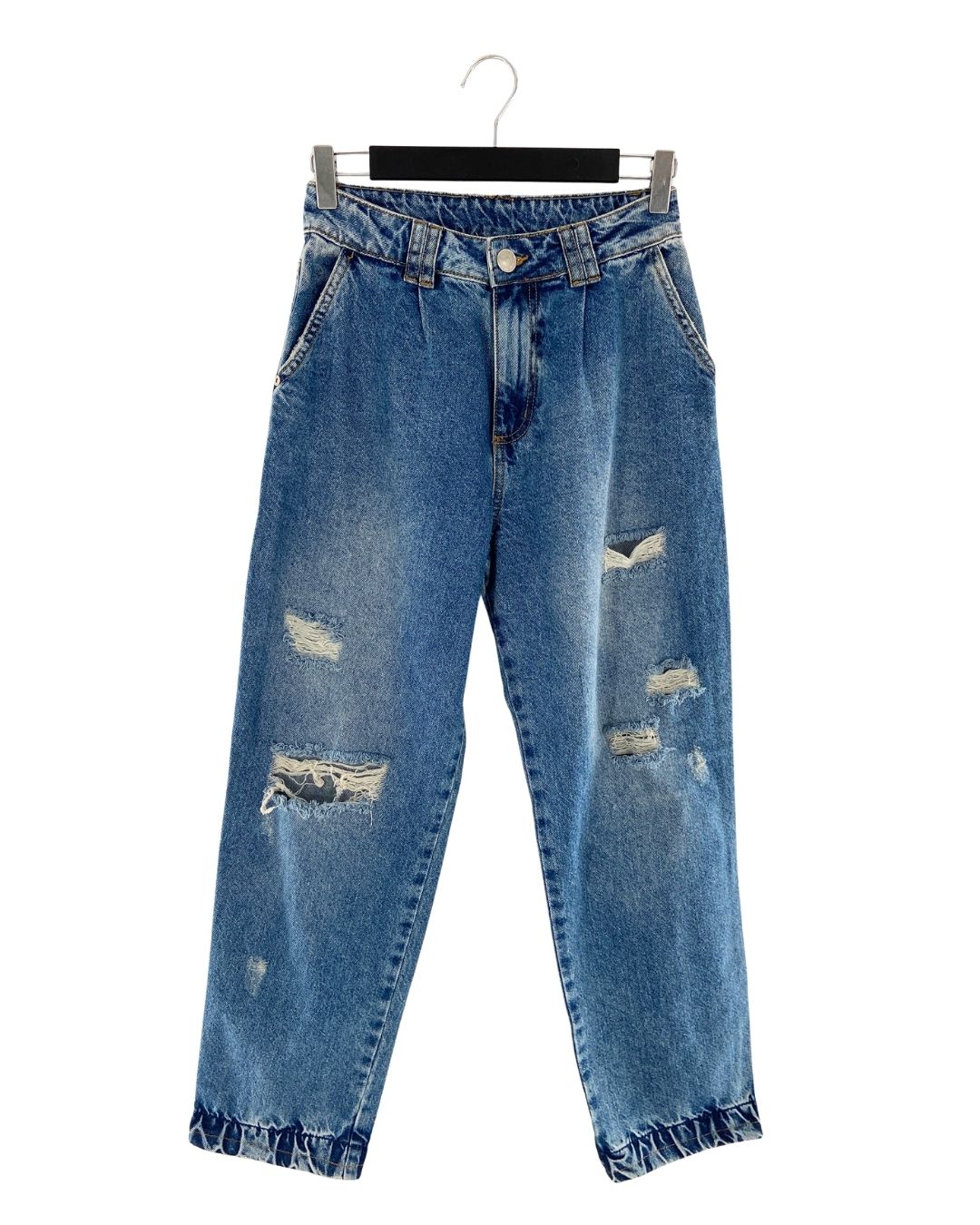 Mom jean rigido destroyed