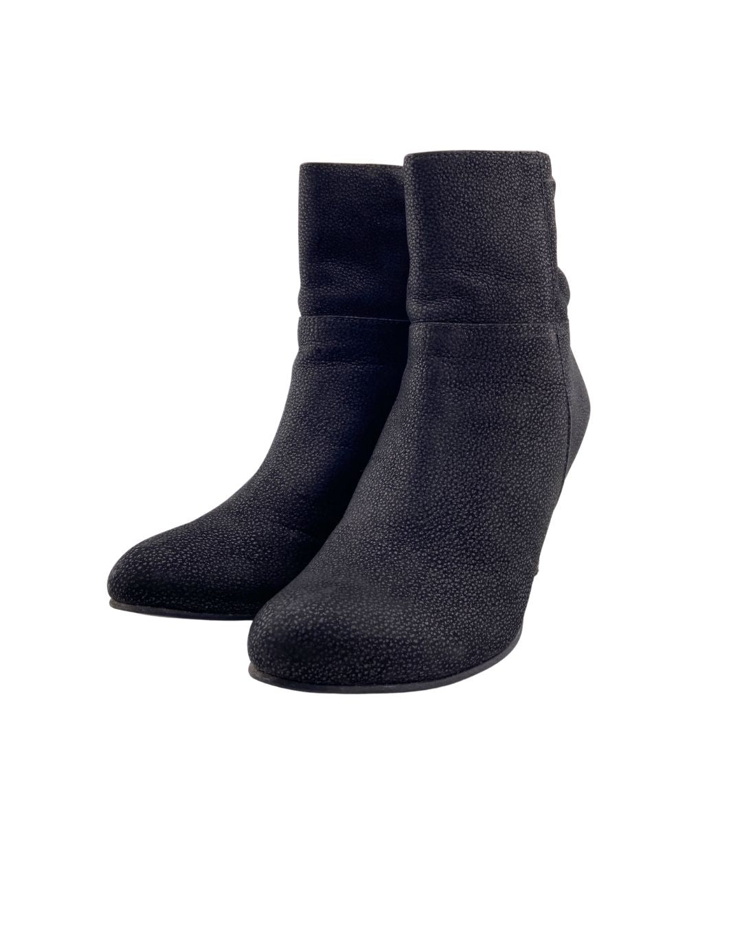 Botines de tacon en cuero