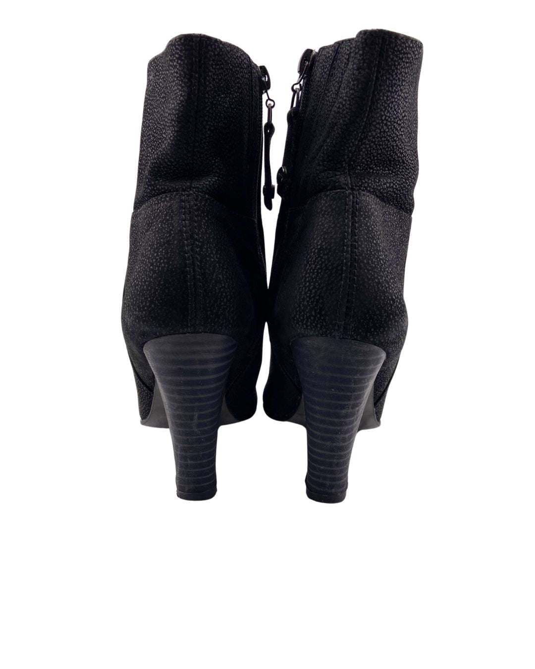 Botines de tacon en cuero
