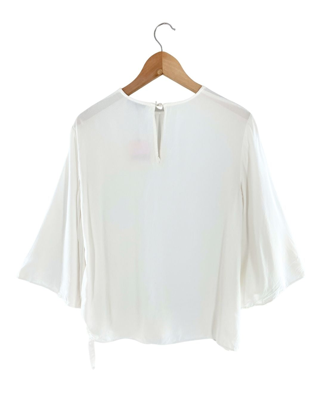 Blusa basica manga campana