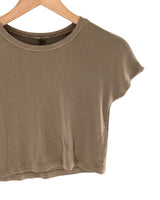 Camiseta crop manga caida