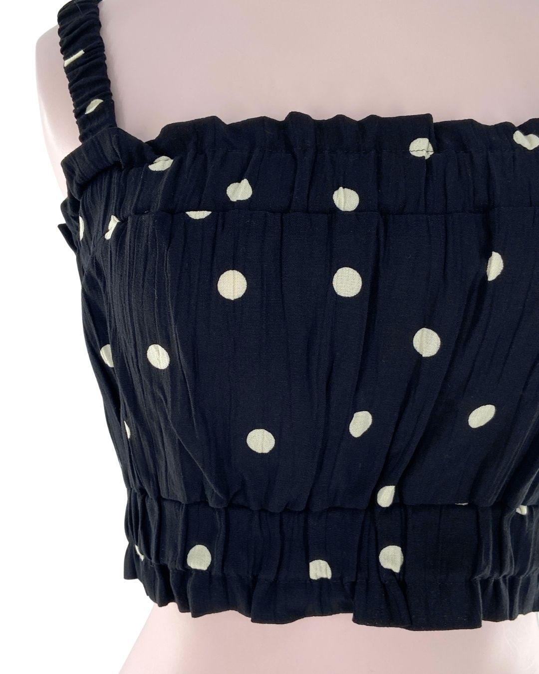 Crop top de tiras encauchada