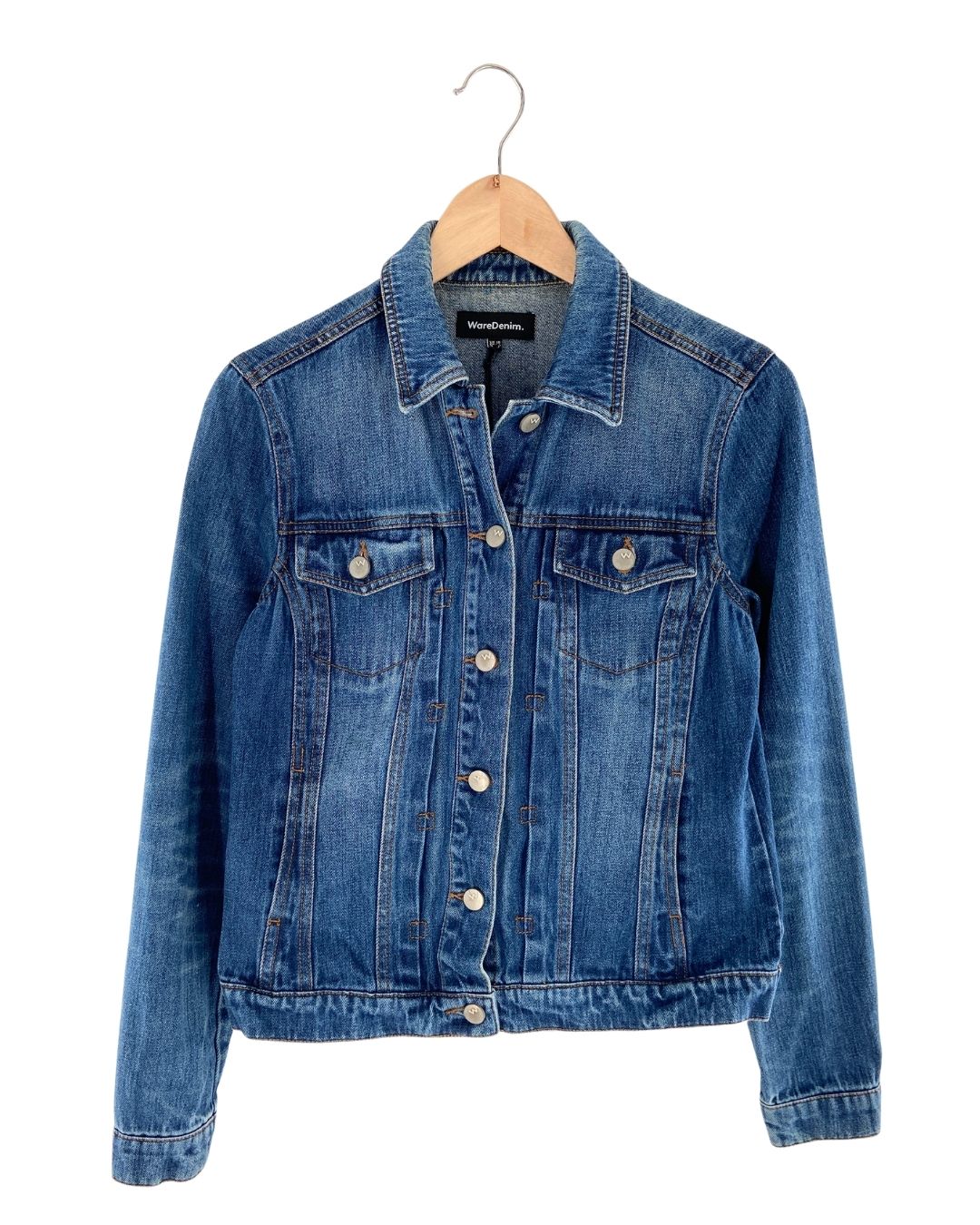 Chaqueta abotonada en denim