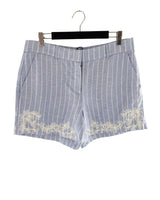 Short mini a rayas bordado