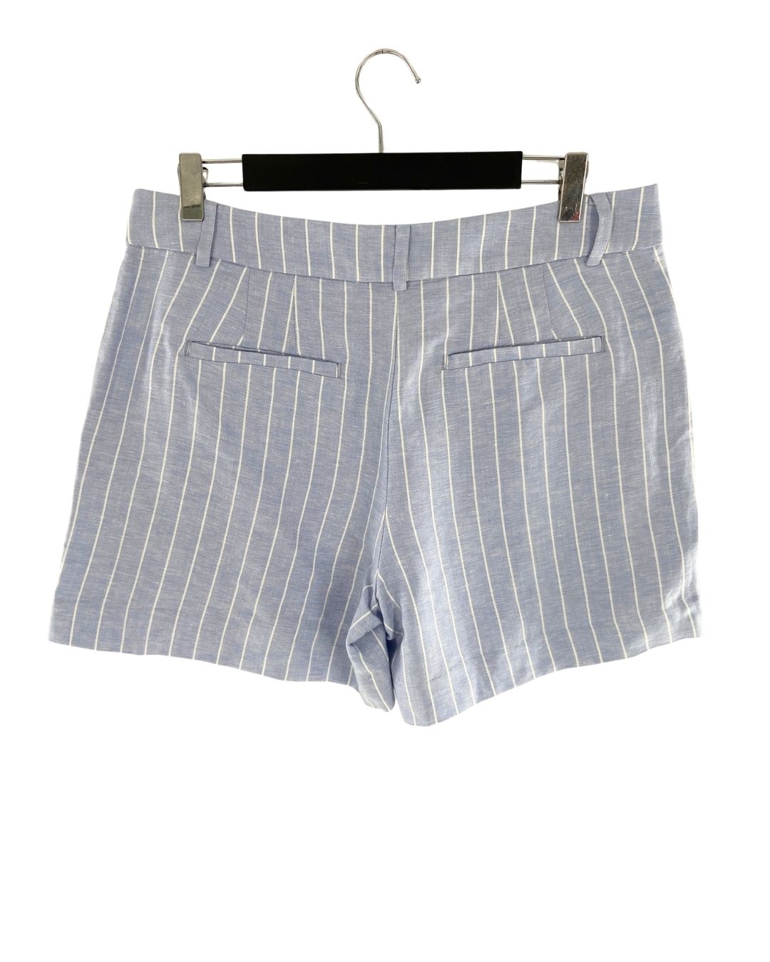 Short mini a rayas bordado
