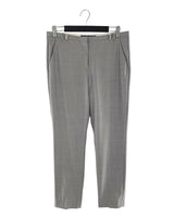 Pantalon rigido suit detalles