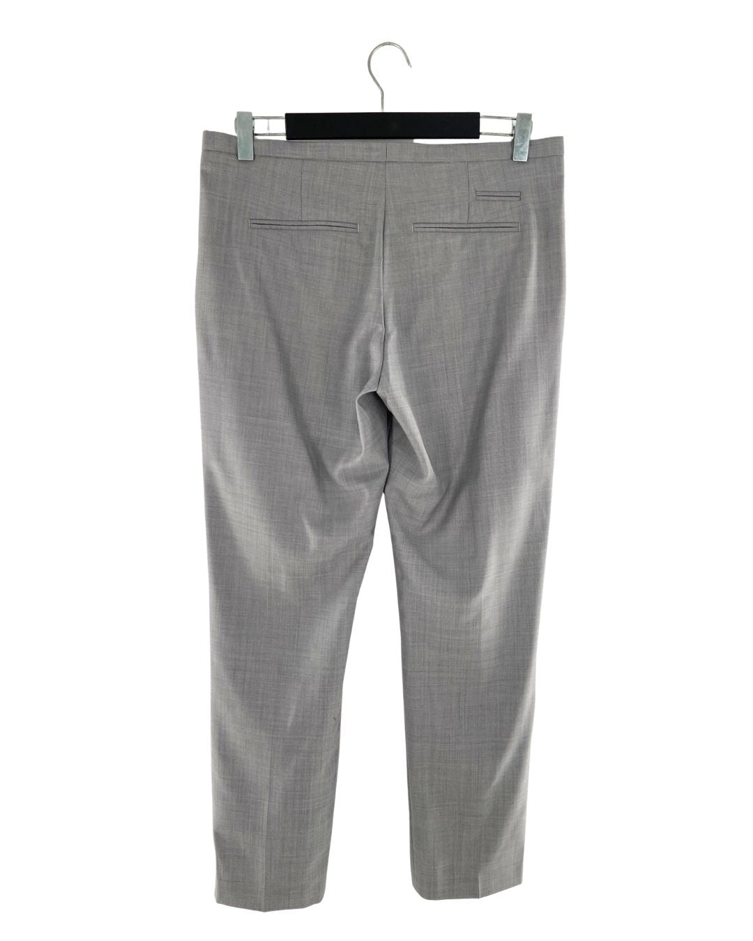 Pantalon rigido suit detalles