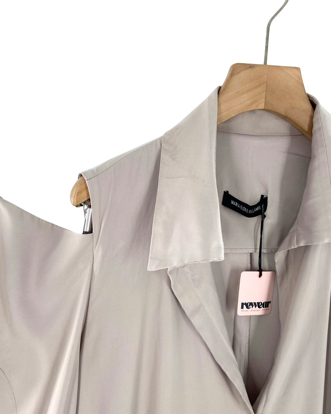 Blusa high and low cut out