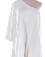 Vestido mini one shoulder