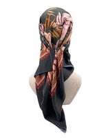 Pañuelo satinado print flores