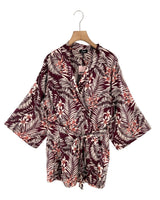 Vestido mini wrap con cinturon
