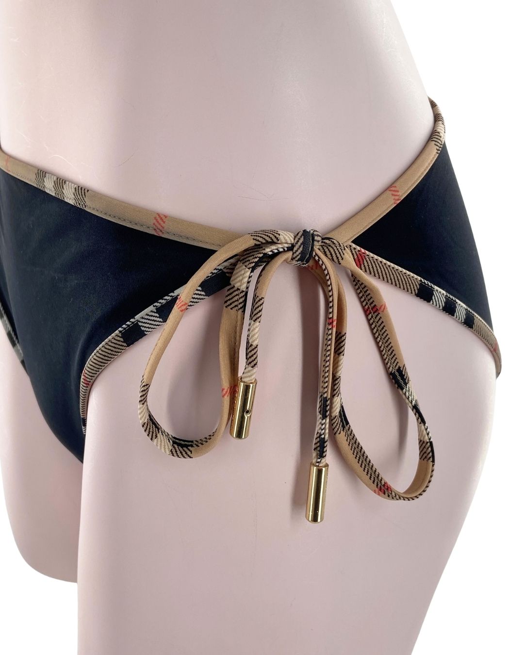 Bikini anudado