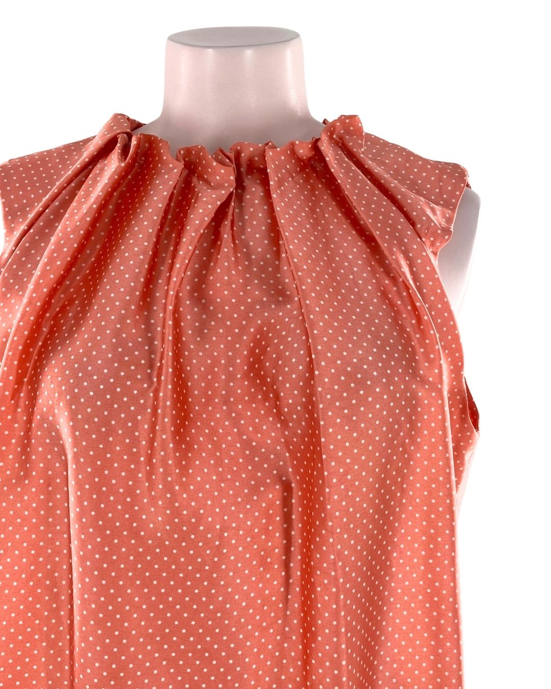 Blusa sleeveless satinada