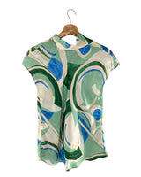 Blusa satinada print abstracto