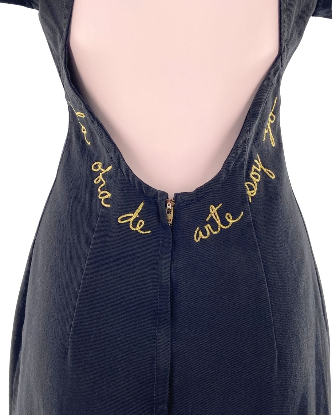 Vestido midi cut out
