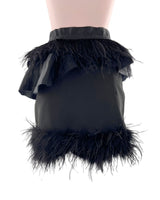 Falda mini con plumas