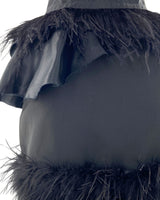 Falda mini con plumas