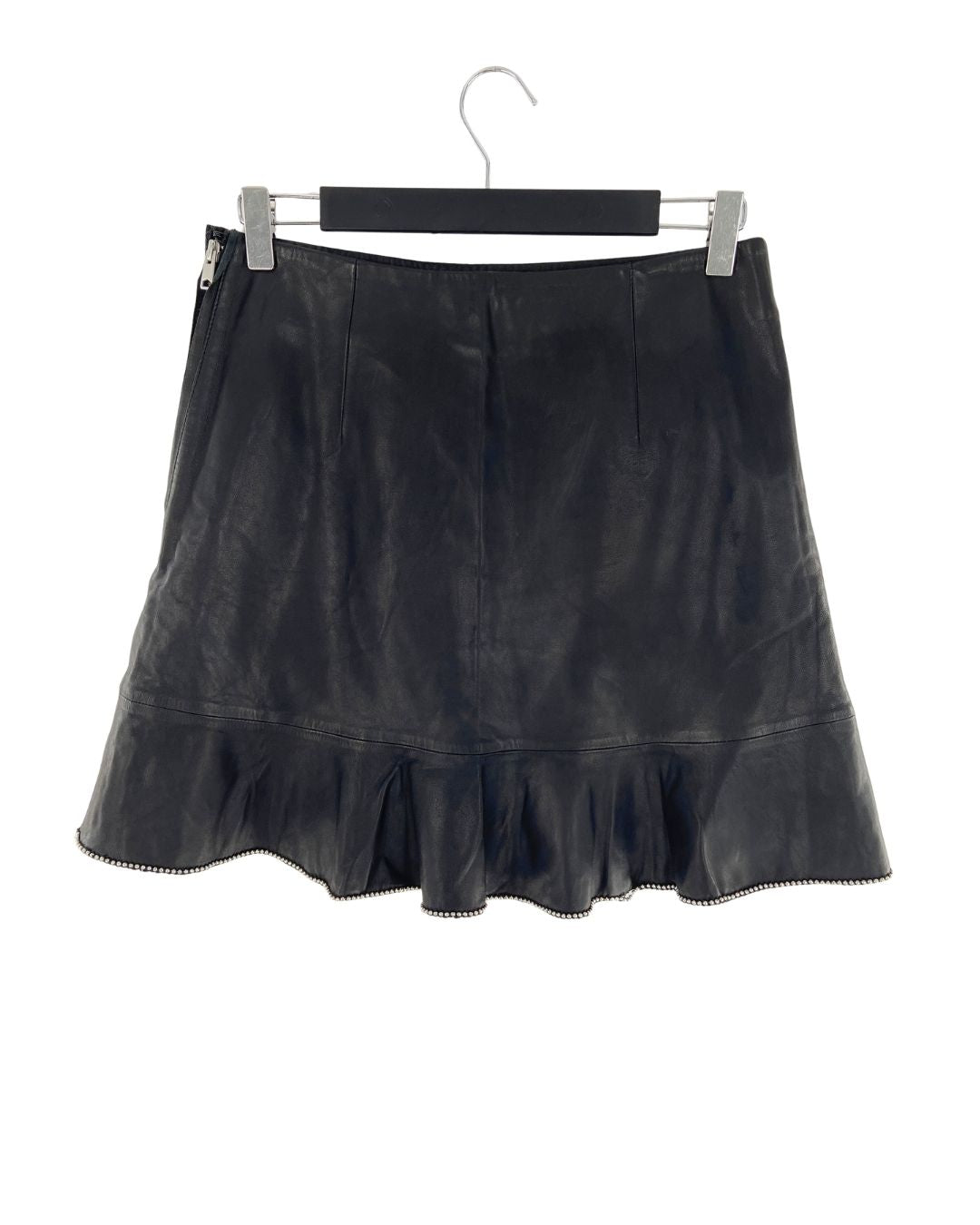 Falda midi en cuero straps
