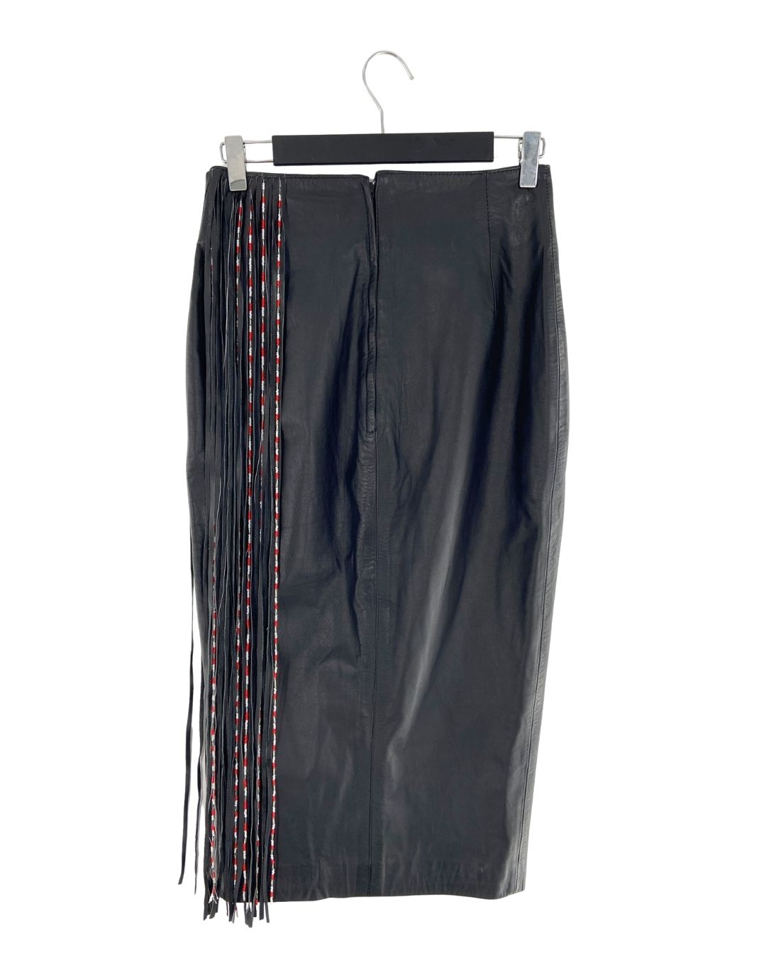 Falda midi en cuero