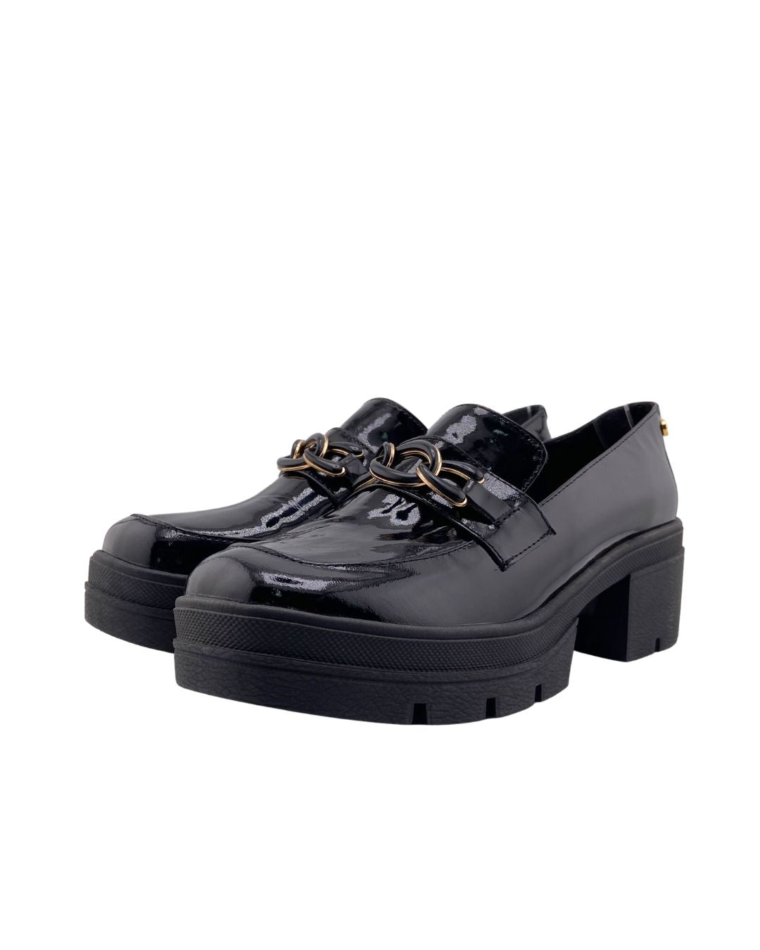Mocasines en charol
