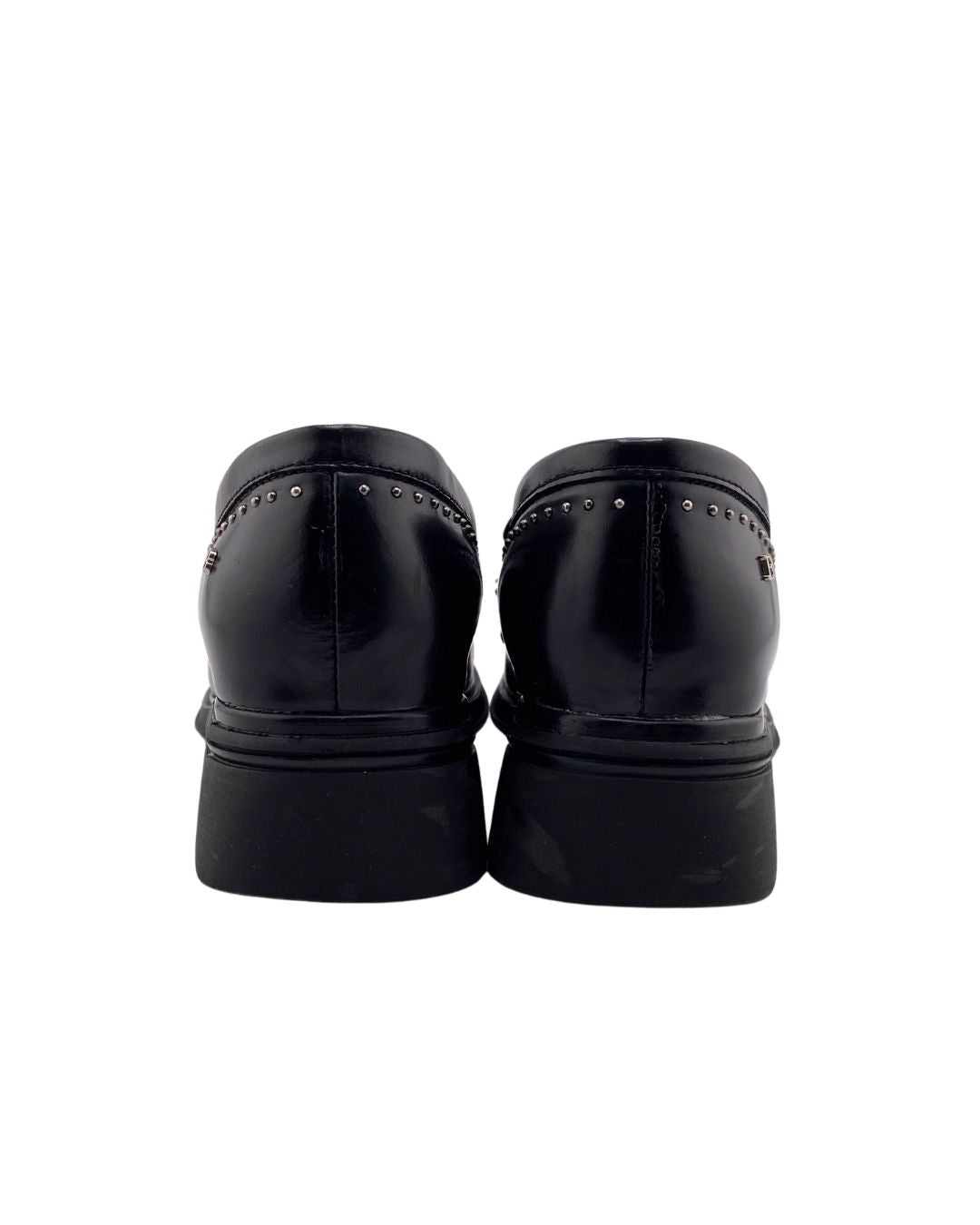 Mocasines en cuero con taches