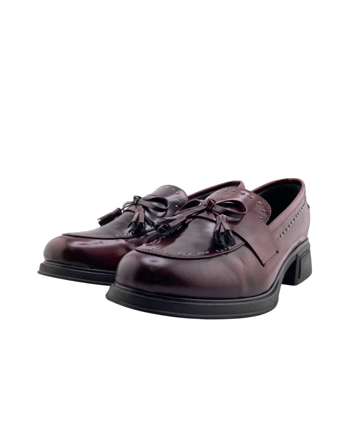 Mocasines en cuero con taches